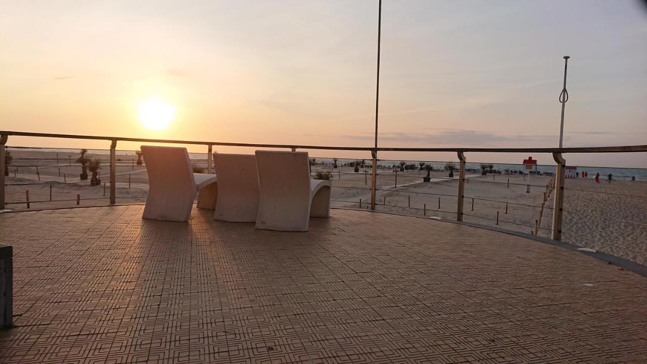 Apartamento Studio Direct Aan Het Hoofdstrand Van Oostende - Naast Casino Exterior foto