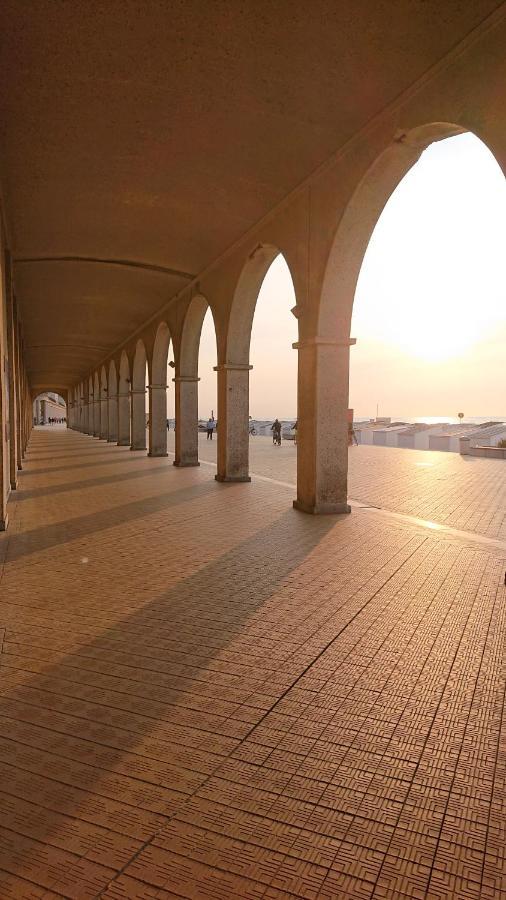 Apartamento Studio Direct Aan Het Hoofdstrand Van Oostende - Naast Casino Exterior foto